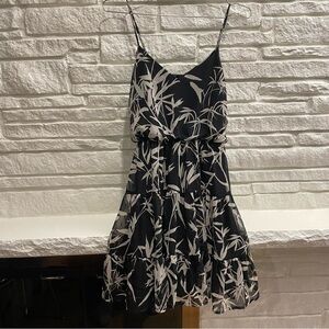 Express XS Bamboo Leaf Print Ruffle Mini Dress Y2K Vacationcore Indie Sleaze